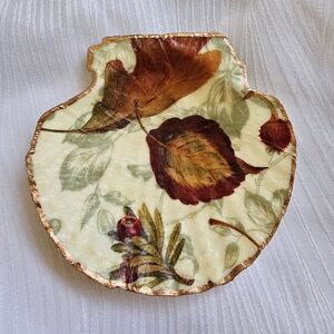 Floral Leaf Trinket Dish Shell Art